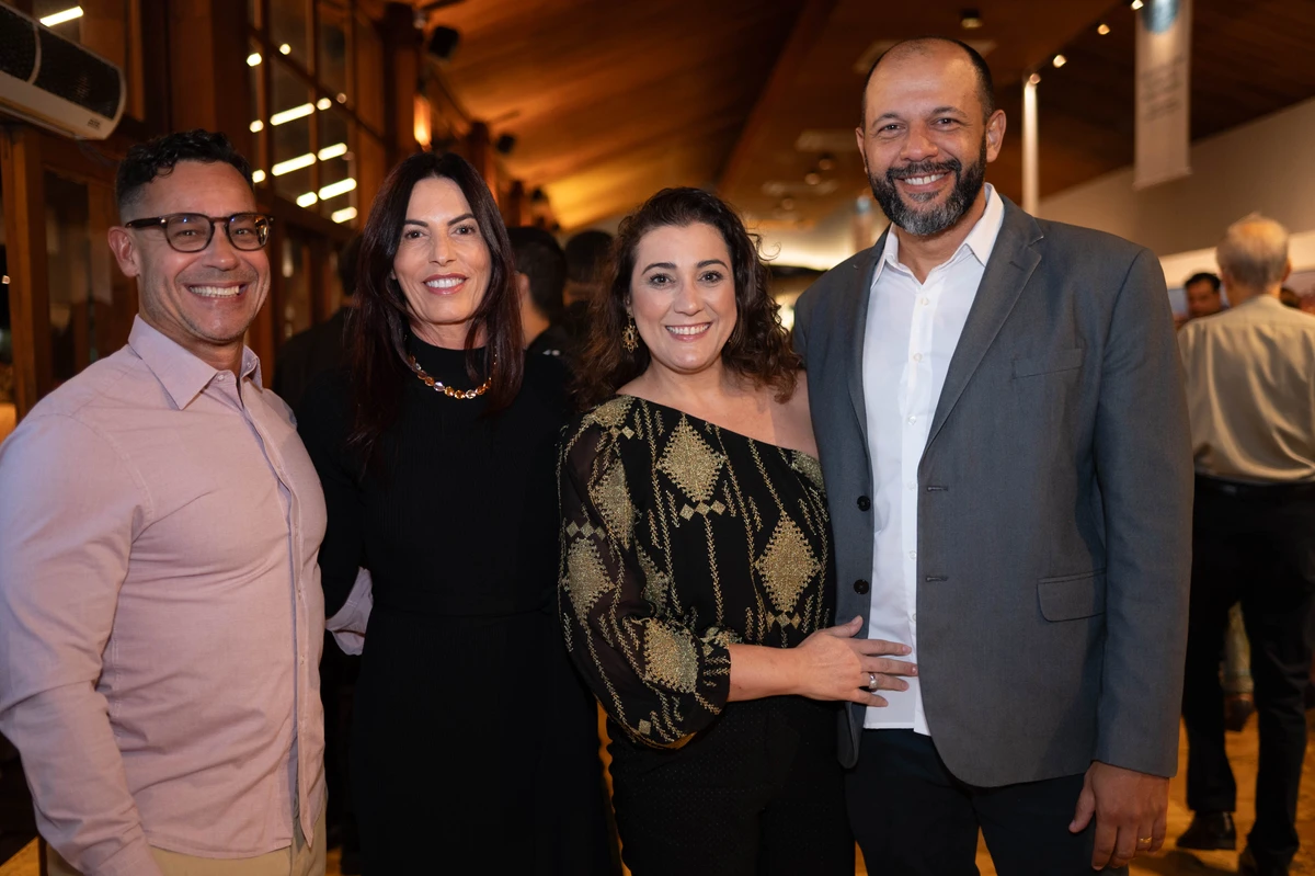 Vinicius Santanna, Monica Calmon , LarissaTardim e Henrique Tapias