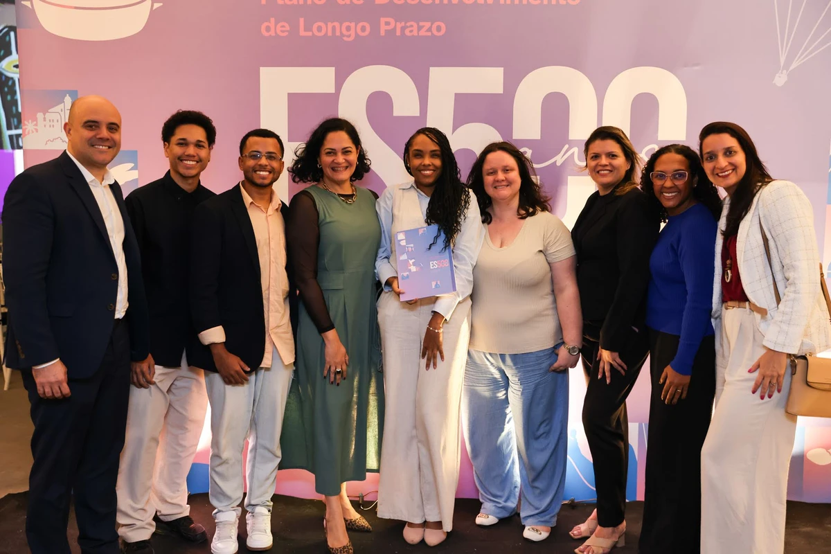 Luciano Gollner, Guilherme Mattos, Miguel Sant'Anna, Polliana Aroeira, Débora Macedo, Natallie Reidk