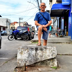 Em ronda por bairros de Vitória, Vila Velha, Serra e Cariacica, reportagem de A Gazeta flagra os principais obstáculos que dificultam a circulação de pedestres e ciclistas