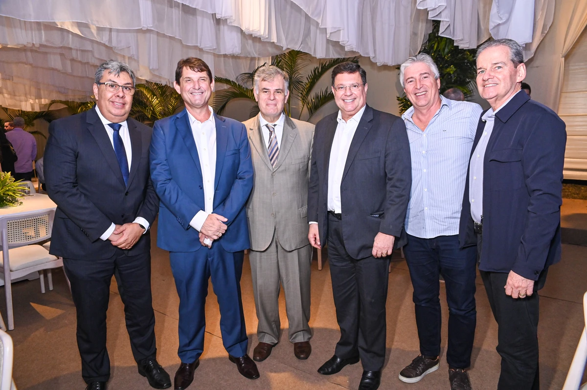 Eliezer Junior - Jose Luiz - Julio Campos - Fernando Zardini - Gilvandro Moura - João Baptista