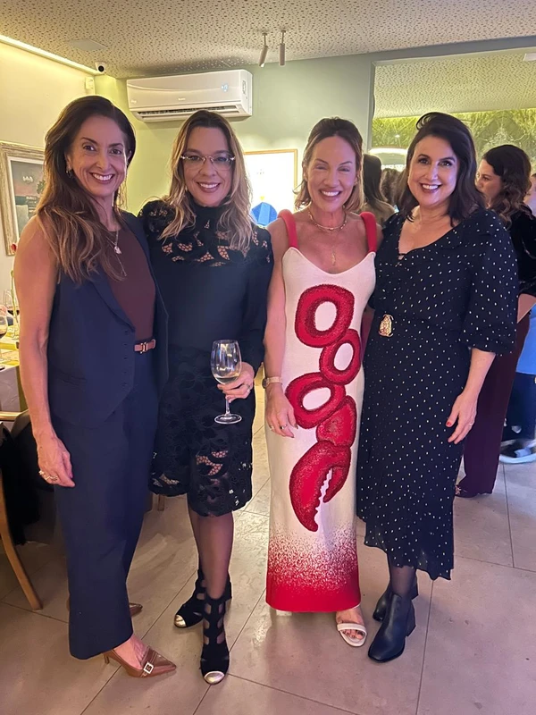 Karla Abad, Andréia Lopes, Roberta Drummond e Renata Rasseli