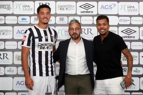 O zagueiro capixaba Jarleysom foi  contratado pelo Portimonense