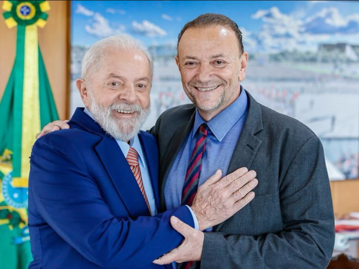 Presidente Luiz Inácio Lula da Silva com Edinho Silva, novo presidente nacional do PT