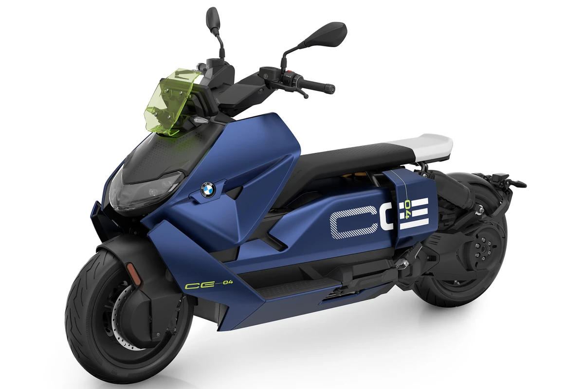  BMW CE 04