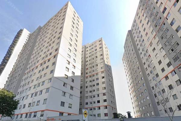 Apartamento perto da estação Capão Redondo, em São Paulo (SP), por R$ 134 mil, no lote 478 do leilão de julho da Caixa
