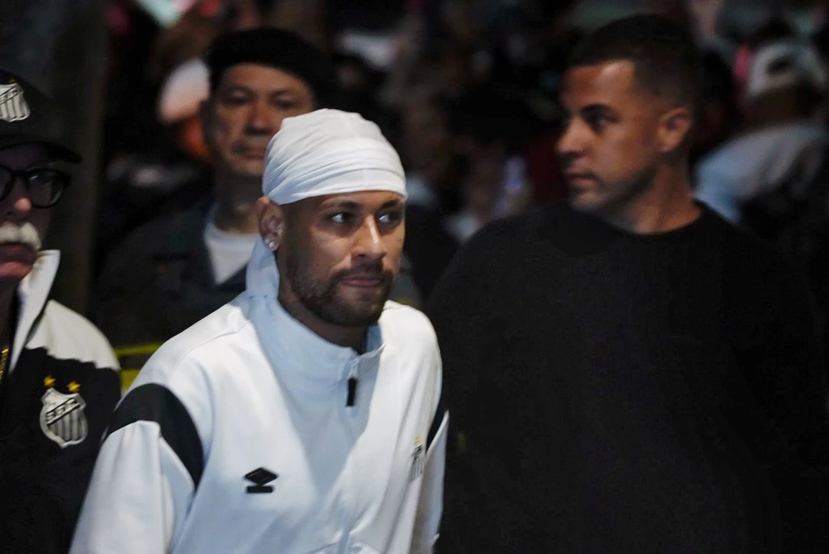 Chegada do Santos, de Neymar, no Espírito Santo por Vitor Jubini