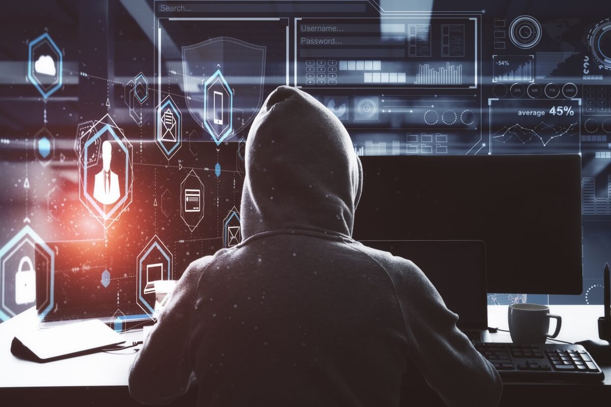 O uso de Inteligência Artificial torna os golpes mais convincentes e difíceis de serem detectados (Imagem: Golden Dayz | Shutterstock)