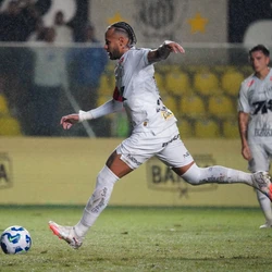 Torcida Jovem cita outros episódios do camisa 10 e critica pedido de desculpas do jogador