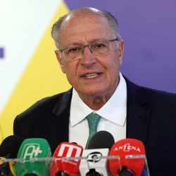 Vice-presidente reafirma que plano de contingência está em elaboração, mas disse que o foco nesta semana está nas negociações comerciais