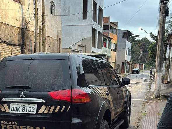 Operação mira traficantes que aterrorizavam conjunto residencial na Serra por Divulgação | Polícia Federal