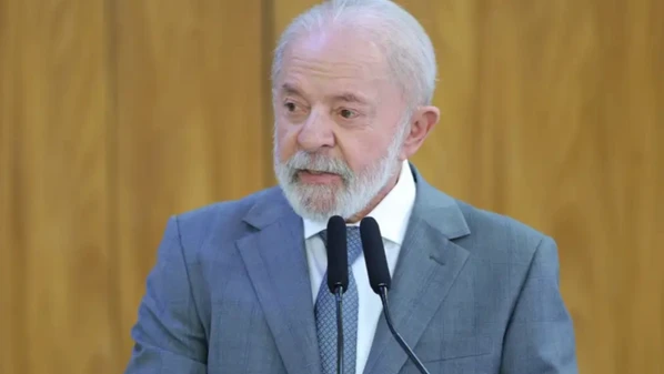 Considerada impopular, proposta teve como um de seus fiadores o presidente da Casa, Hugo Motta