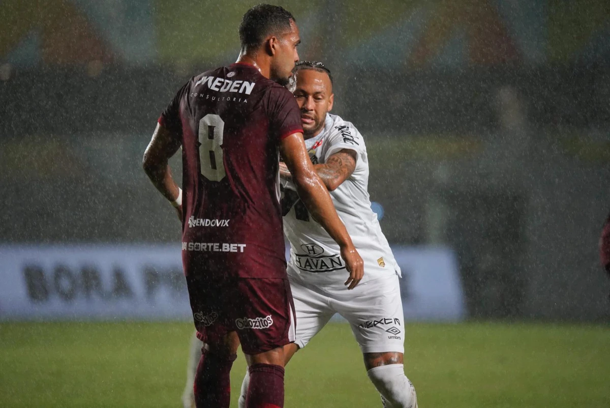 Com boa atuação de Neymar, o Santos venceu a Desportiva no Kleber Andrade pela Vitória Cup por Vitor Jubini/ A Gazeta