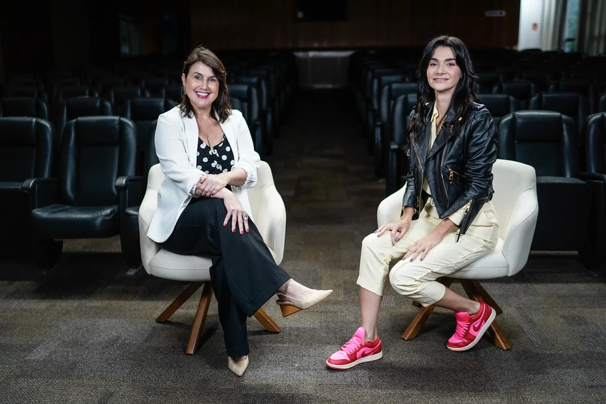 Renata Rasseli entrevista Larissa Delbone