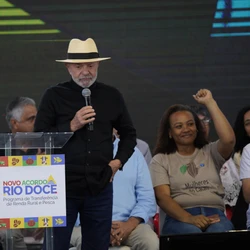 Presidente criticou gestão da mineradora logo após rompimento da barragem de Mariana (MG) e disse ter buscado diálogo com atual administração para pagamento de danos causados às vítimas do desastre