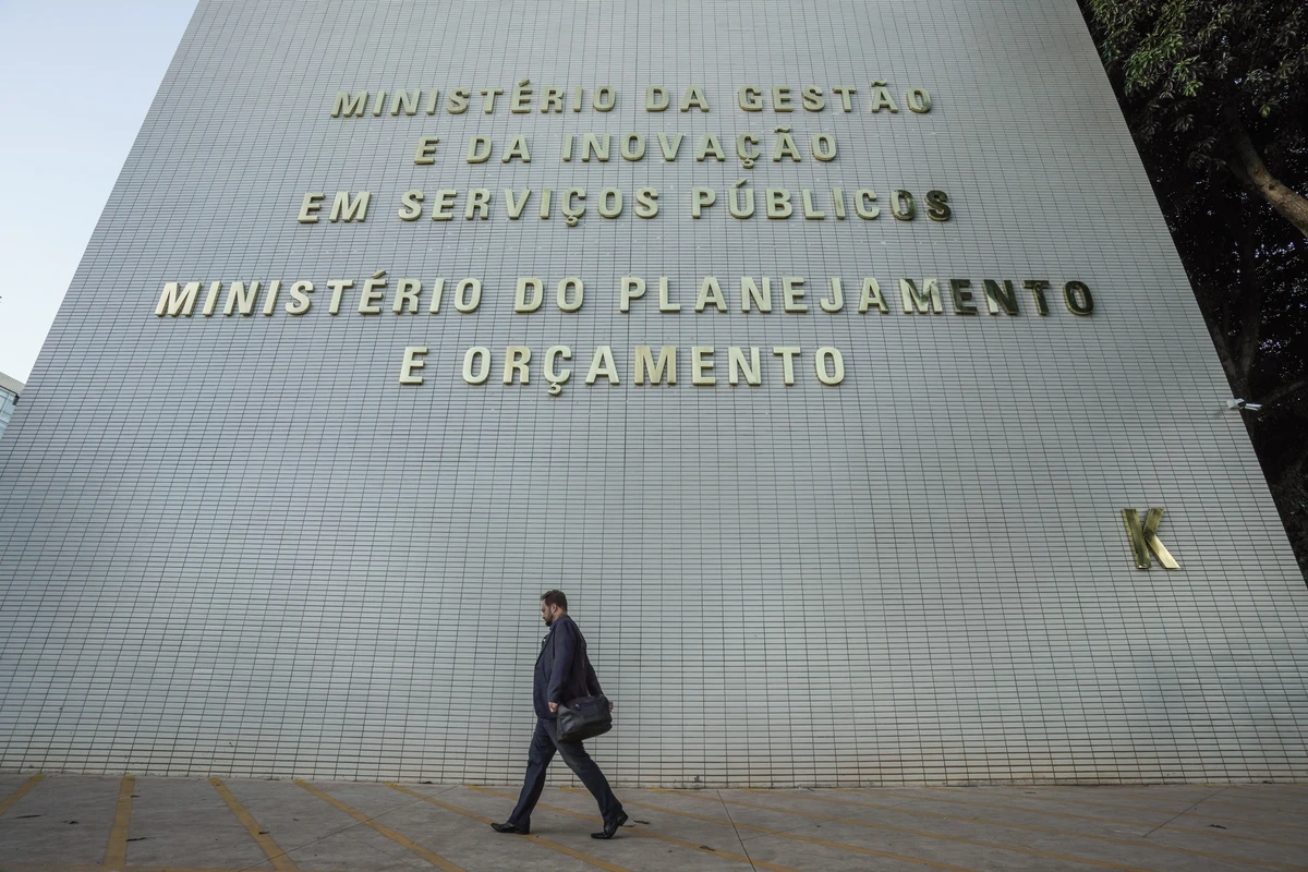Ministério da Gestão lançou o edital de Concurso Unificado