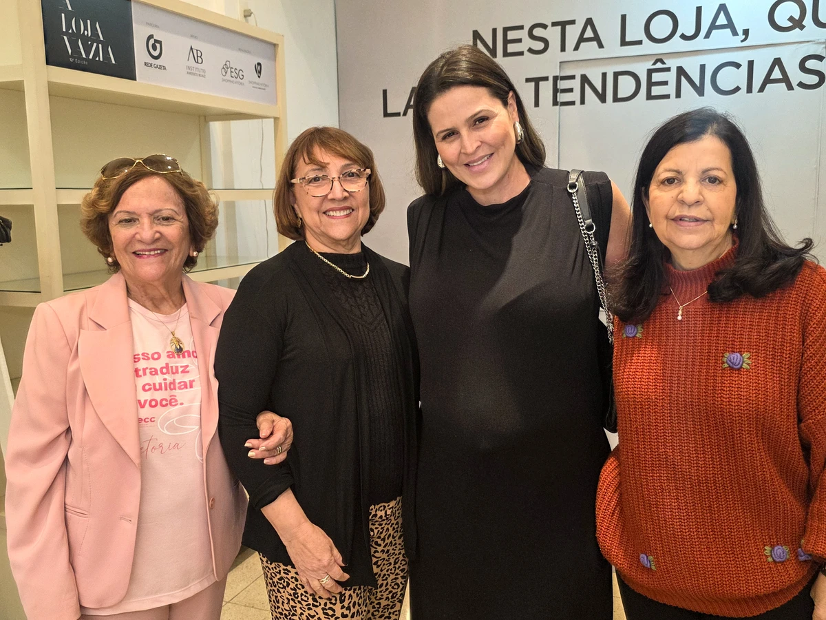 Maria da Gloria Correa, Sandra Castro, Juliana Devens e Bianca Beraldo Xavier