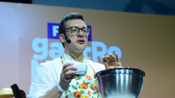 Além da massa feita pelo chef italiano, receitas de muxá, tortilha e camarões com feijão foram destaque no Auditório HZ. Programação teve ainda churrascada e degustação de vinho