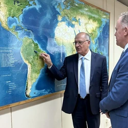 A participação foi acordada, na manhã desta segunda-feira (14), em uma reunião do governador do Espírito Santo, Renato Casagrande, e o vice-presidente da República, Geraldo Alckmin
