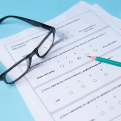Editais publicados têm como objetivo selecionar profissionais efetivos e temporários em prefeituras, instituições de ensino, entre outros órgãos