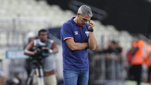 O técnico estava há cinco temporadas a frente do comando técnico do clube