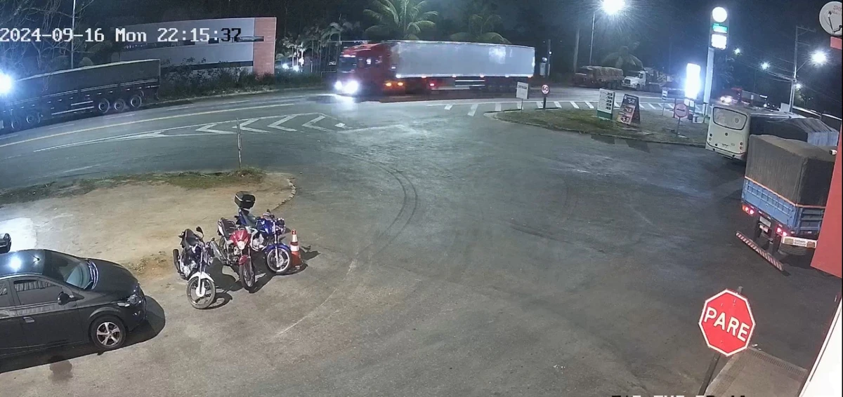 Caminhões frigoríficos usados por grupo criminoso para transportar cocaína por Divulgação | Polícia Federal