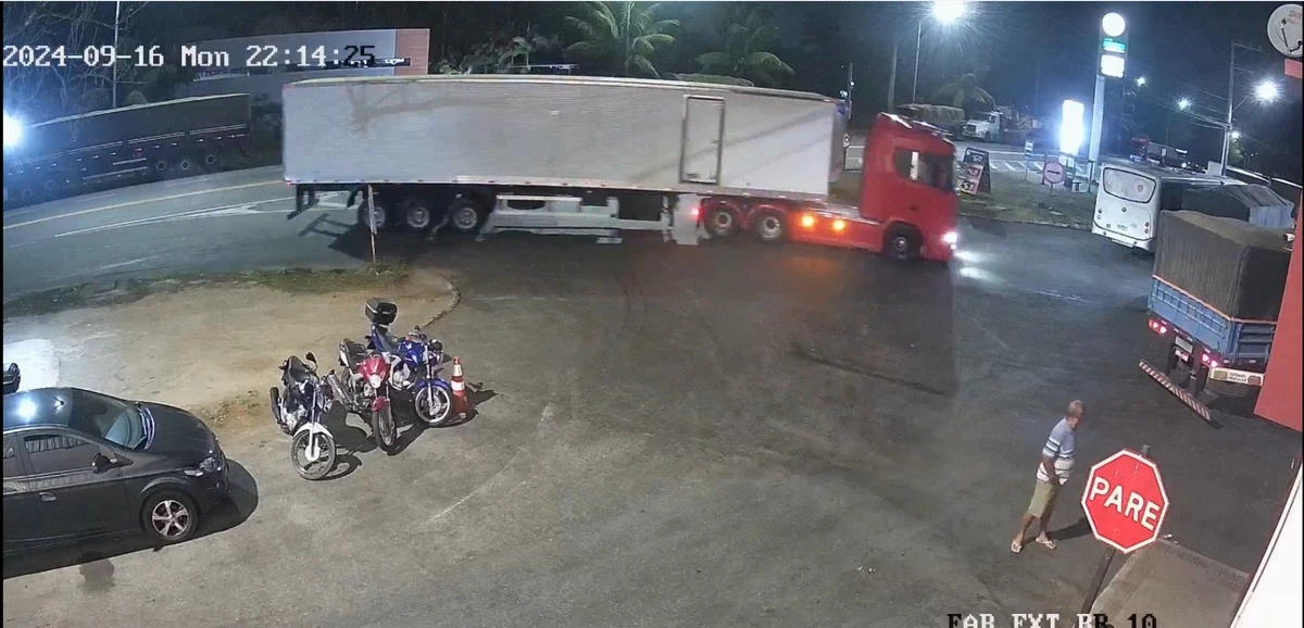 Caminhões frigoríficos usados por grupo criminoso para transportar cocaína por Divulgação | Polícia Federal