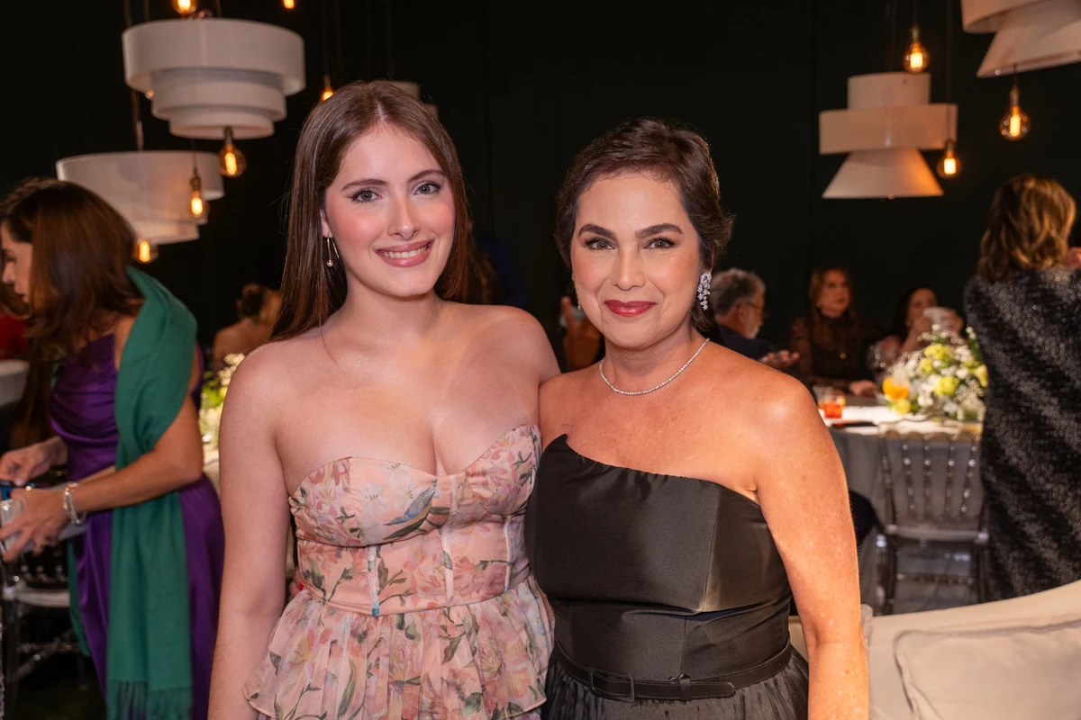 Isadora e Claudia Judice Torres