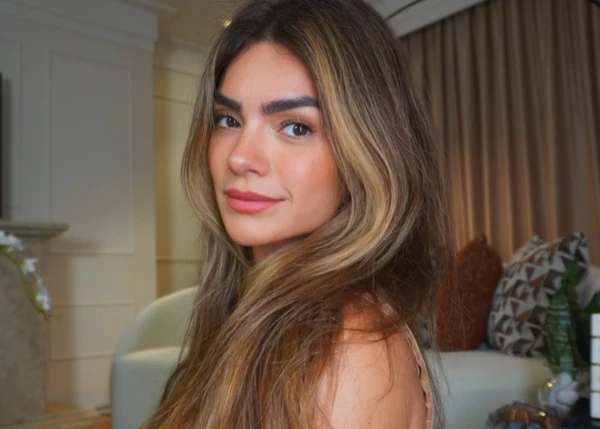 Kelly Key vira presidente de time de futebol em Angola