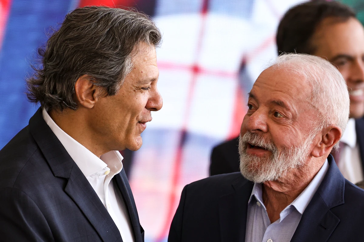 O ministro da Fazenda, Fernando Haddad, e o presidente Luiz Inácio Lula da Silva