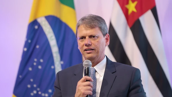 Governador argumentou que seria possível deixar de comprar combustível da Rússia -parceira do país nos Brics