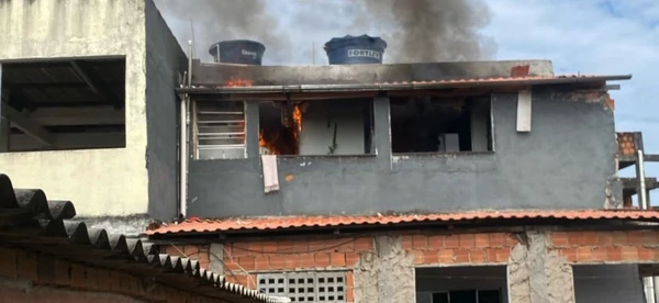 Segundo PM, suspeito incendiou casa da ex-companheira