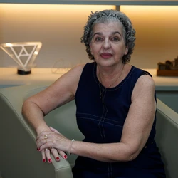 A iniciativa tem contribuído para salvar vidas, promover a conscientização e fortalecer o cuidado com a saúde feminina em dezenas de municípios capixabas