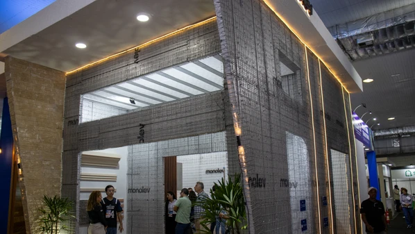 Painel durante a ES Construção Brasil abordou sobre as mudanças que vão acontecer com a tributação no país, que poderá resultar em menos impostos para o setor da construção