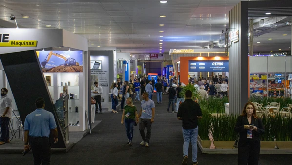 Um dos destaques da feira, que acontece até esta sexta-feira (18), é a utilização de materiais e técnicas que podem ajudar a reduzir custos, tempo e a geração de resíduos na construção