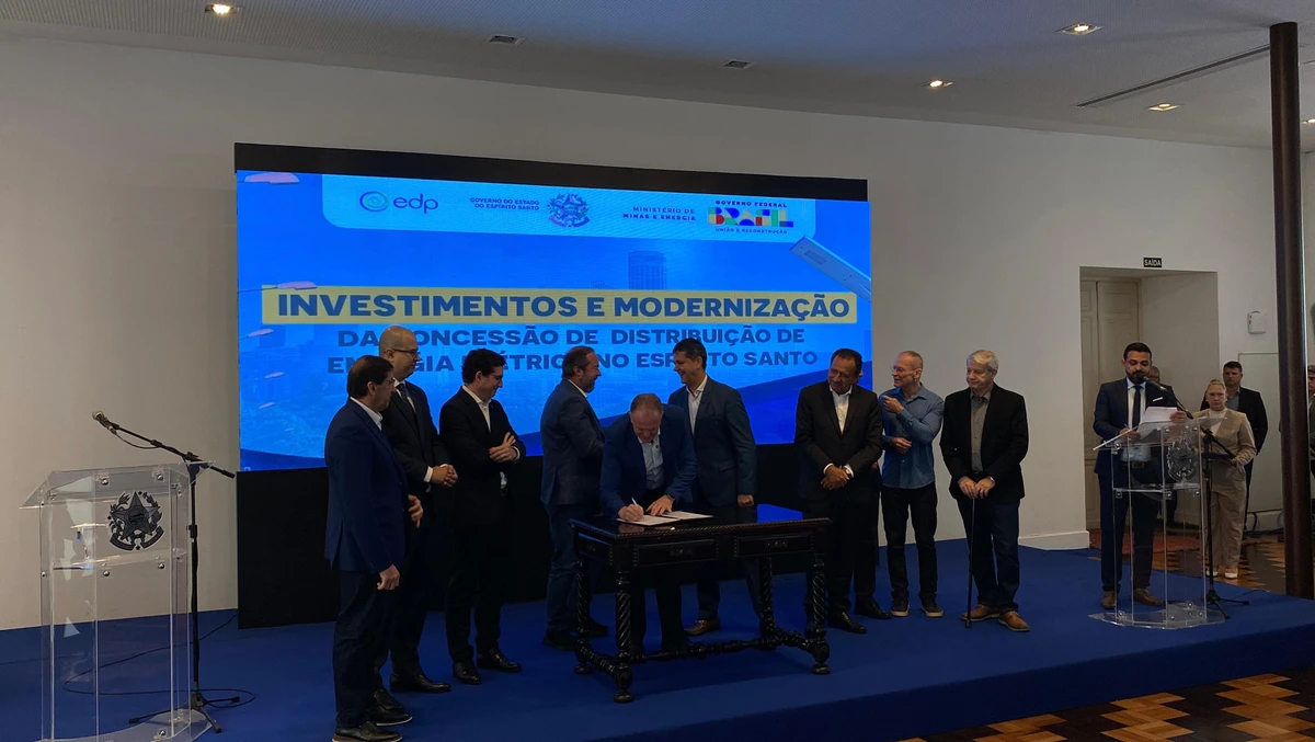 Assinatura da renovação da concessão da EDP no Palácio Anchieta