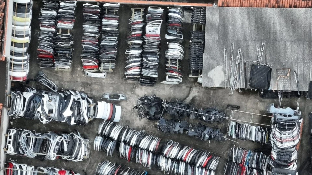 Ferro-velho interditado em Vila Velha por Divulgação/Polícia Civil
