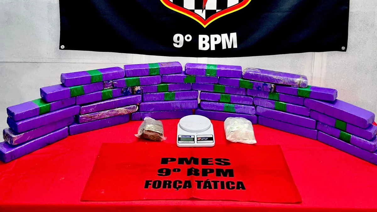 Mais 33 tabletes de maconha foram encontrados em uma casa em Cachoeiro
