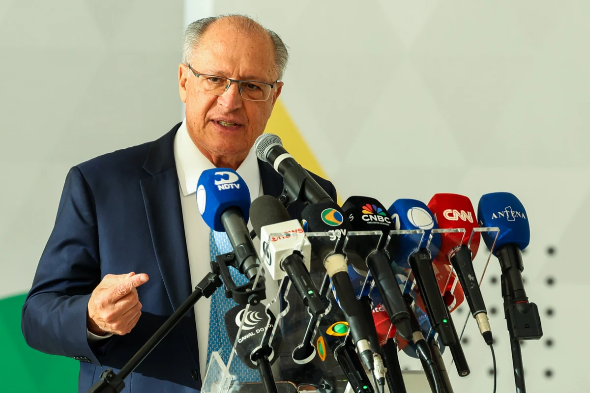  Vice-presidente, Geraldo Alckmin, durante entrevista