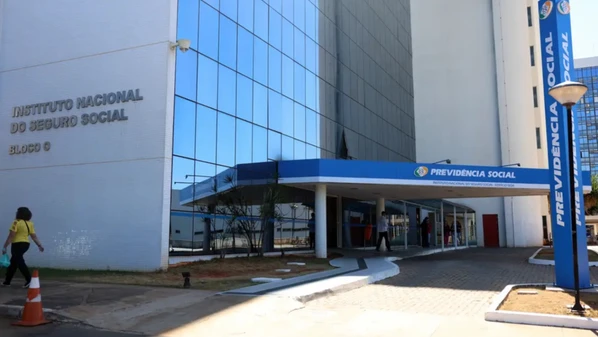 Aposentados e pensionistas que aderirem até a próxima segunda-feira vão receber os valores a partir do dia 24; beneficiário tem até 14 de novembro para aderir ao plano