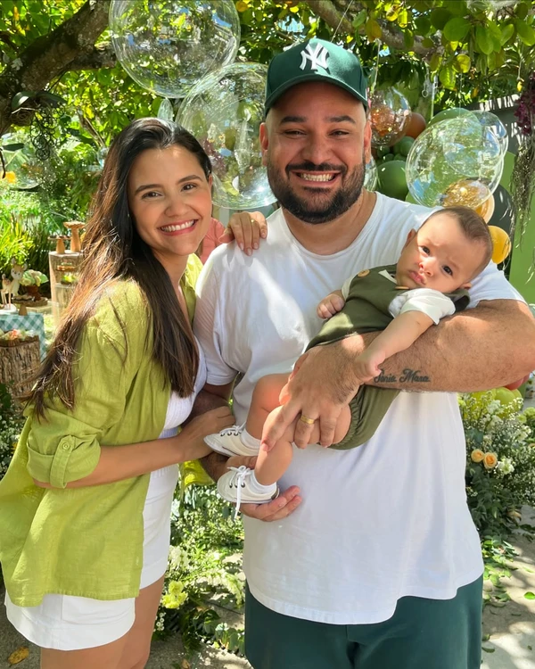 Vanessa Calmon e família