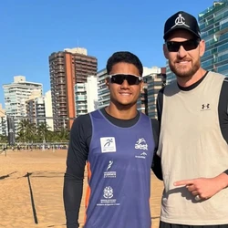 Aos 39 anos, o "Mamute" jogará ao lado de prodígio do clube Aest na competição nacional