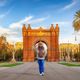 Escolas de idiomas e hospedagens têm investidos em experiências imersivas em todos os continentes