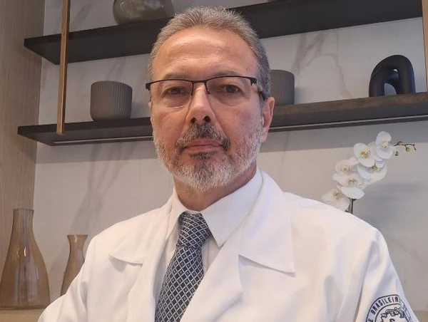 Augusto Neno, cardiologista