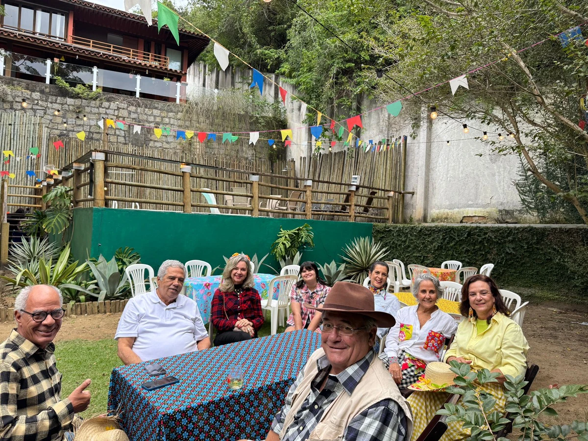 Festa julina de Luiz Paulo Vellozo Lucas e Roberta Furtado