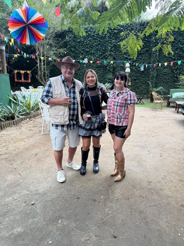 Festa julina de Luiz Paulo Vellozo Lucas e Roberta Furtado