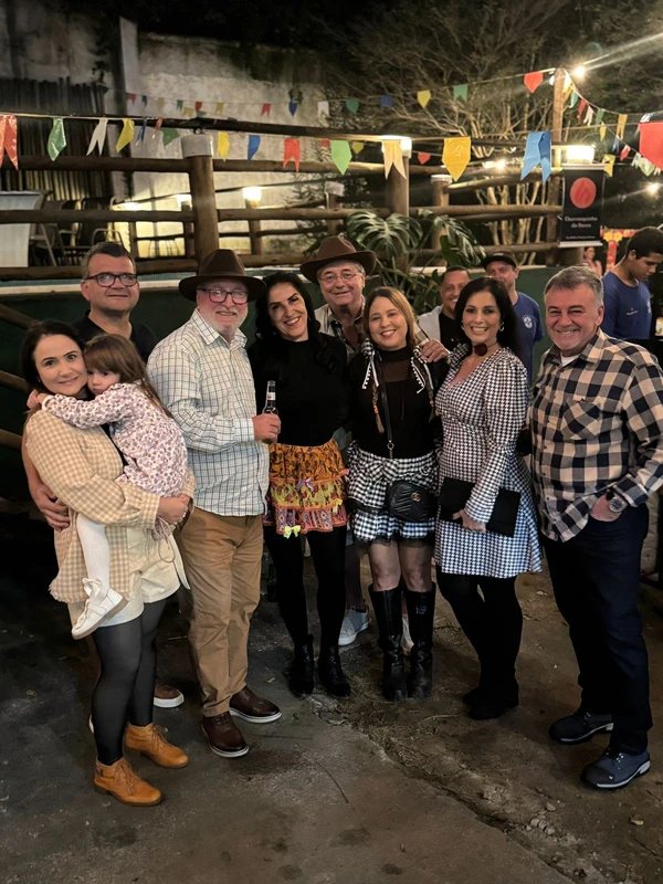 Festa julina de Luiz Paulo Vellozo Lucas e Roberta Furtado