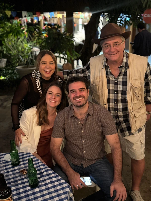 Festa julina de Luiz Paulo Vellozo Lucas e Roberta Furtado