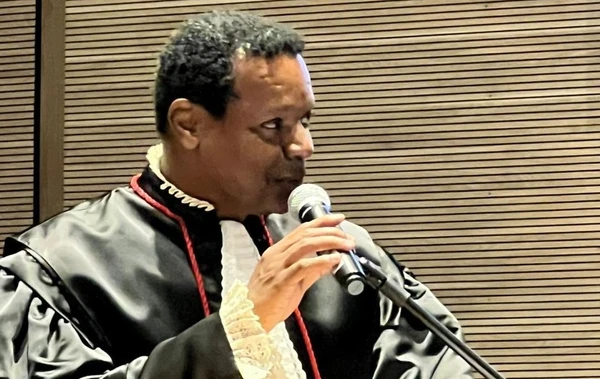 Júlio César de Castilhos Oliveira Costa toma posse como novo desembargador do Tribunal Regional Federal da 2ª Região (TRF-2)