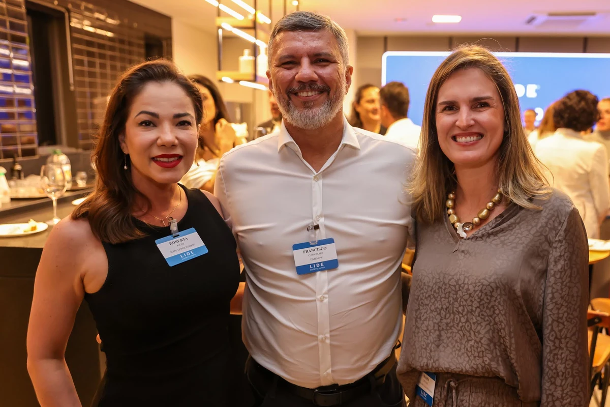 Roberta Kato, Francisco Carvalho e Maira Do Vale
