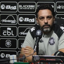 Técnico destaca chegada de reforços, importância da pontuação geral e preparação para o mata-mata da competição